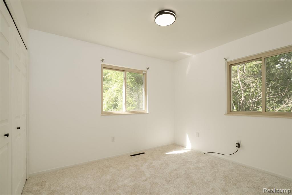 3353 Augusta Street, Flint, MI 48532 — Photo 21