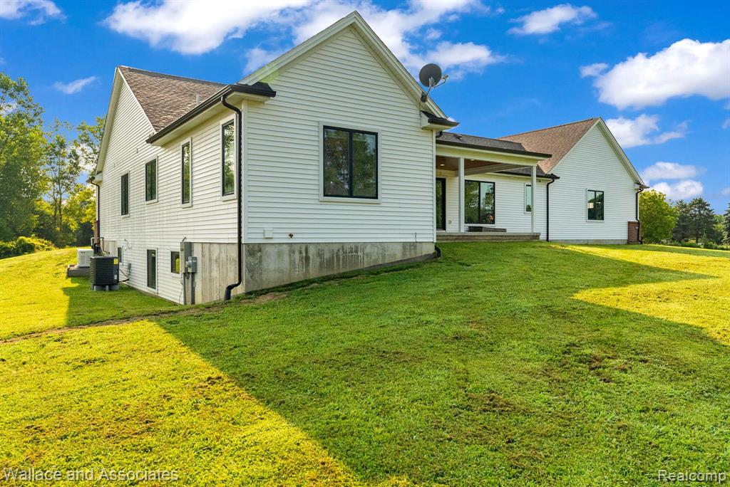 7581 Jorden Rd., Brockway, MI 48097 — Photo 9