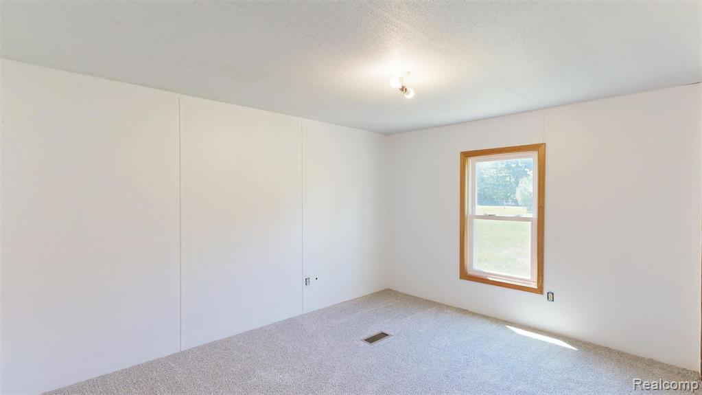 10028 McAfee Road, Montrose, MI 48457 — Photo 37