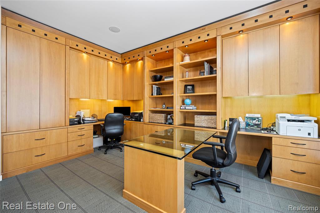 5087 Village Place Court, West Bloomfield, MI — Photo 21