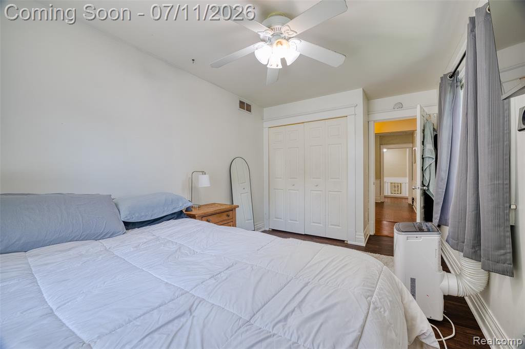 904 N Michigan Avenue, Howell, MI 48843 — Photo 29