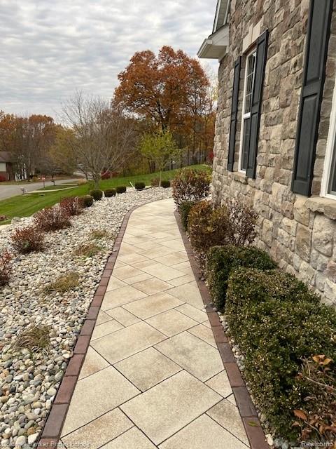7942 River Run Drive, Brighton, MI 48116 — Photo 6