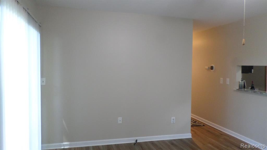 33612 Bayview Drive, New Baltimore, MI 48047 — Photo 7