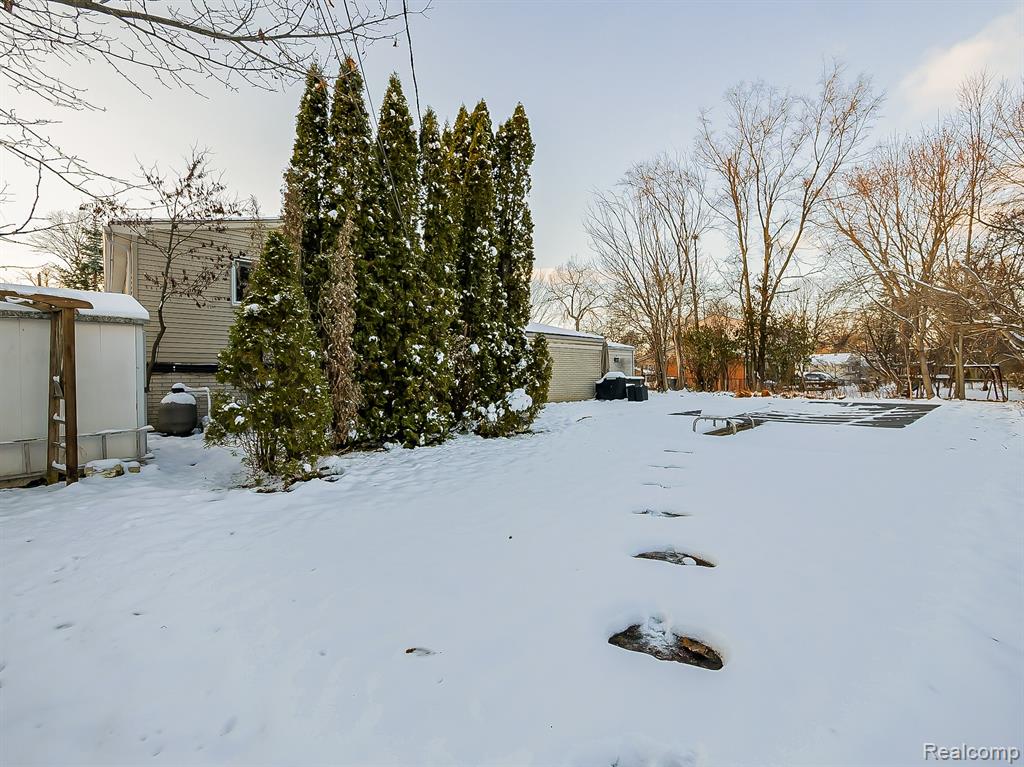 3730 Eastbourne Drive, Troy, MI 48084 — Photo 43