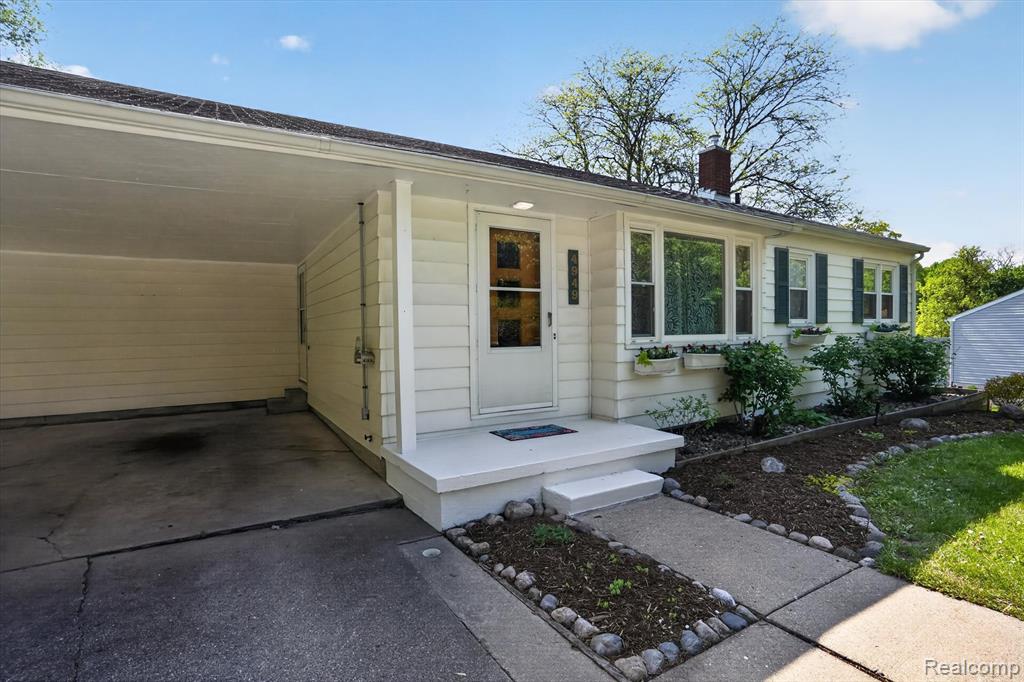 4949 Algonquin Way, Okemos, MI 48864 — Photo 5