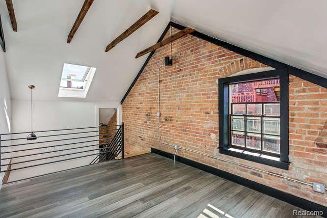 650 W FOREST Avenue, Detroit, MI 48201 — Photo 15