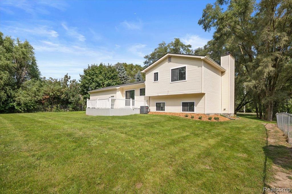 4525 CLINTONVILLE Road, Clarkston, MI — Photo 13