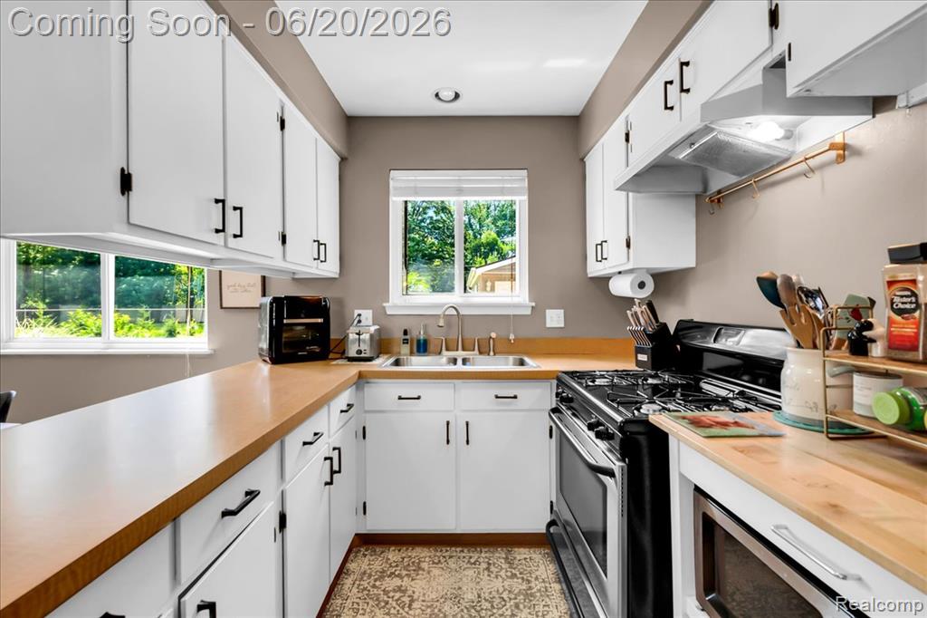 45451 Joseph Street, Utica, MI 48317 — Photo 11