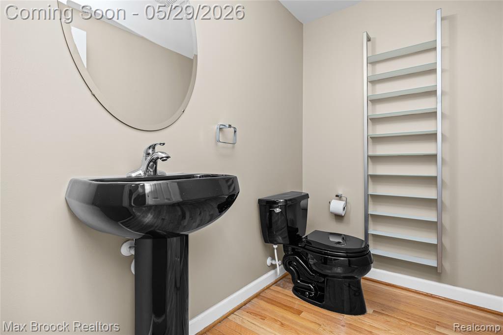 420 Lewis Court, Birmingham, MI 48009 — Photo 25
