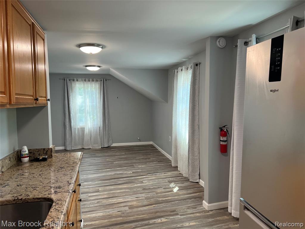 51136 TAYLOR Street, New Baltimore, MI 48047 — Photo 2