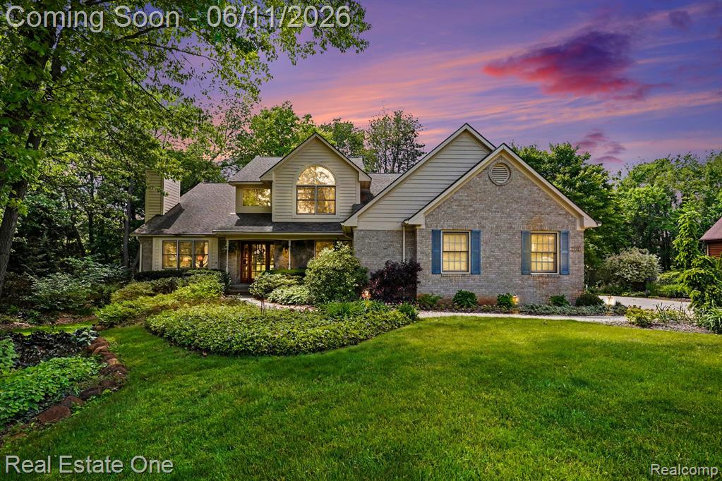 2958 Pine Needle Drive, White Lake, MI 48383