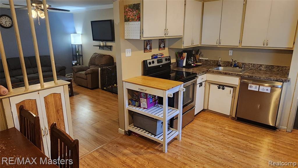 7564 Clippert Street, Taylor, MI 48180 — Photo 6
