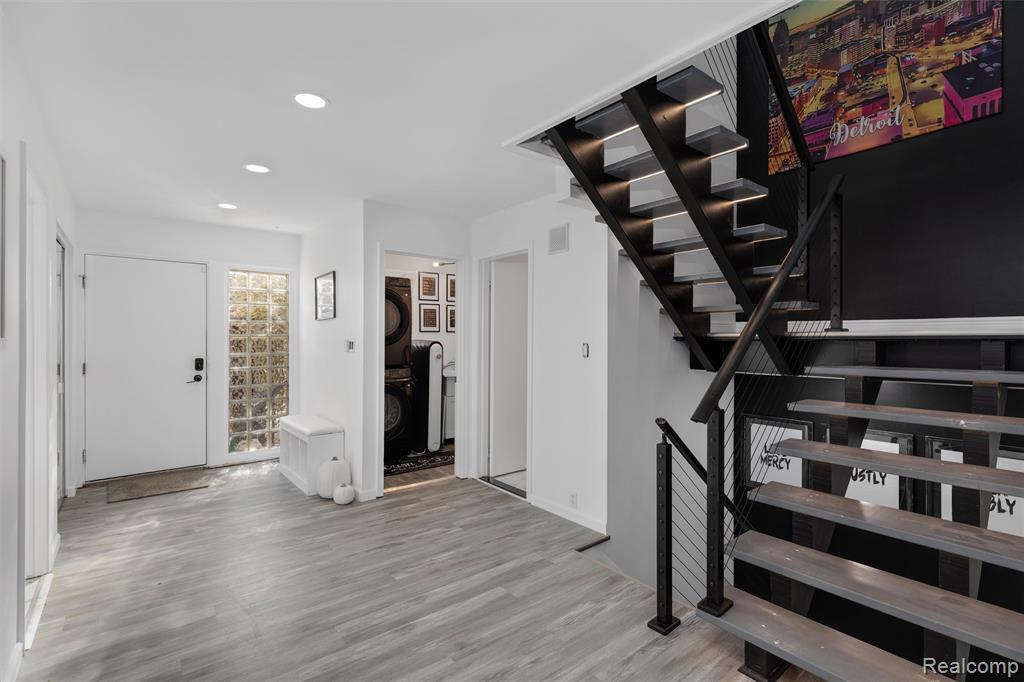 7406 Pebble pt, West Bloomfield, MI — Photo 6