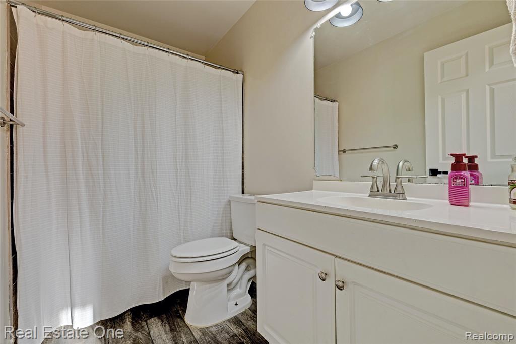 6923 Tangle Wood, Waterford, MI 48327 — Photo 23