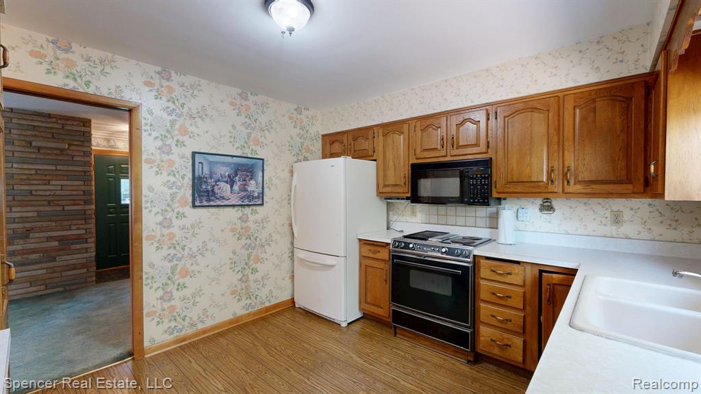 2750 College Road, Holt, MI 48842 — Photo 25