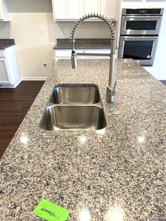 43683 Chancellor Lane, Novi, MI — Photo 9