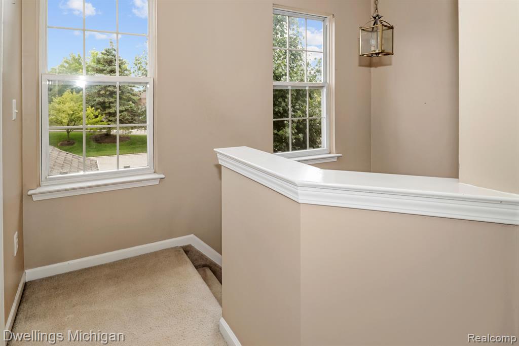 43547 YORKVILLE Drive, Canton, MI 48188 — Photo 12