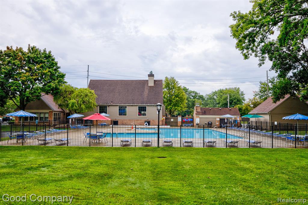 2030 WICKHAM Street, Royal Oak, MI 48073 — Photo 48