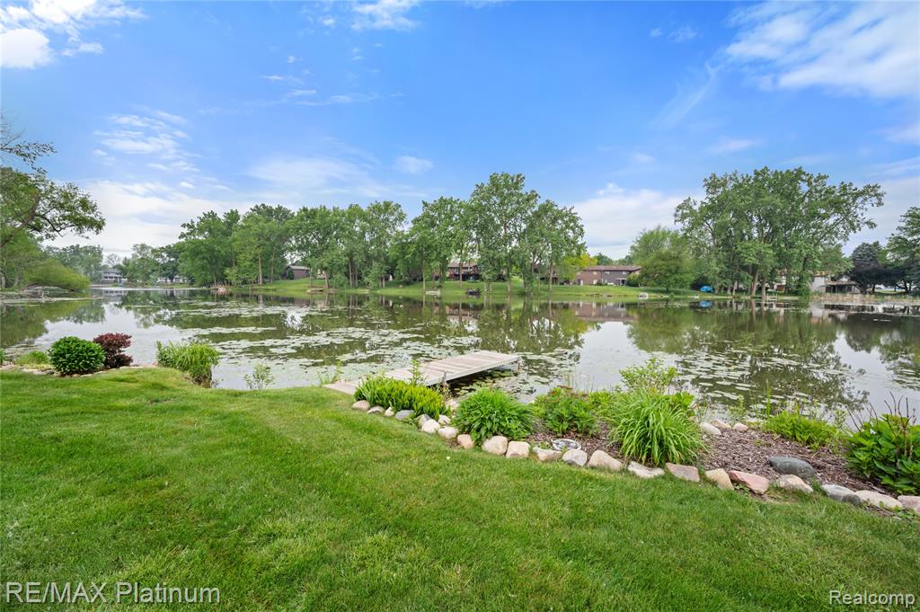 2336 Swans Cove, 7, Fenton, MI 48430 — Photo 45