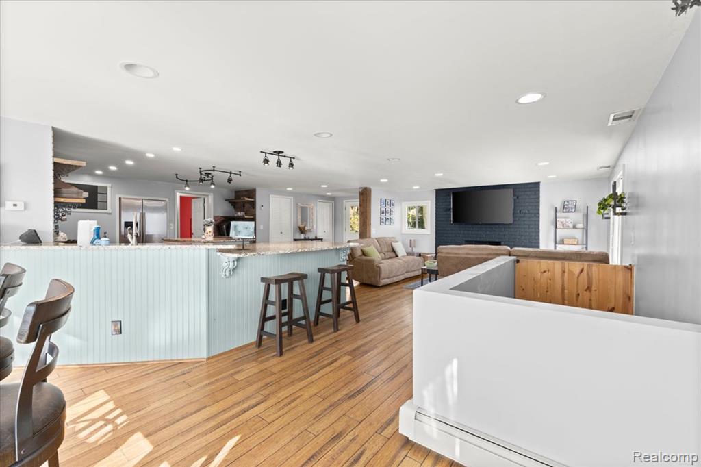 551 Joslyn Road, Lake Orion, MI 48362 — Photo 28