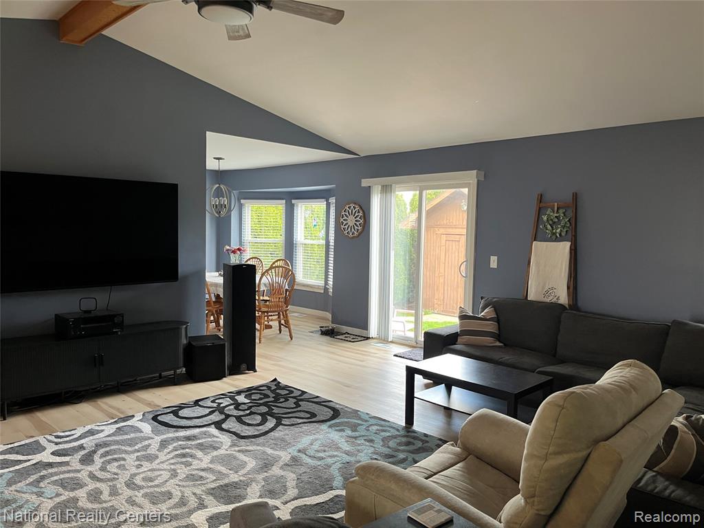 15719 Golden Drive, Macomb, MI 48044 — Photo 8