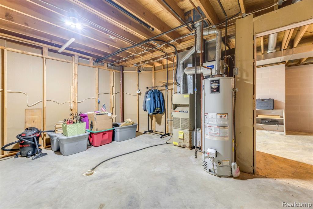 516 WILLIAM G Drive, Capac, MI 48014 — Photo 39