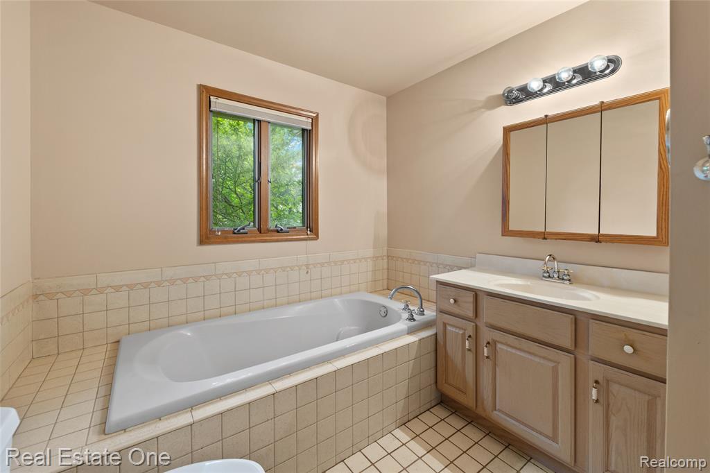 51992 Boland Road, Chesterfield, MI 48047 — Photo 21