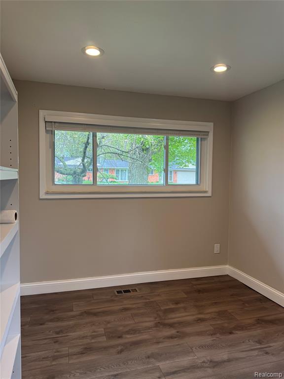 1693 Ashstan Drive, Walled Lake, MI 48390 — Photo 10