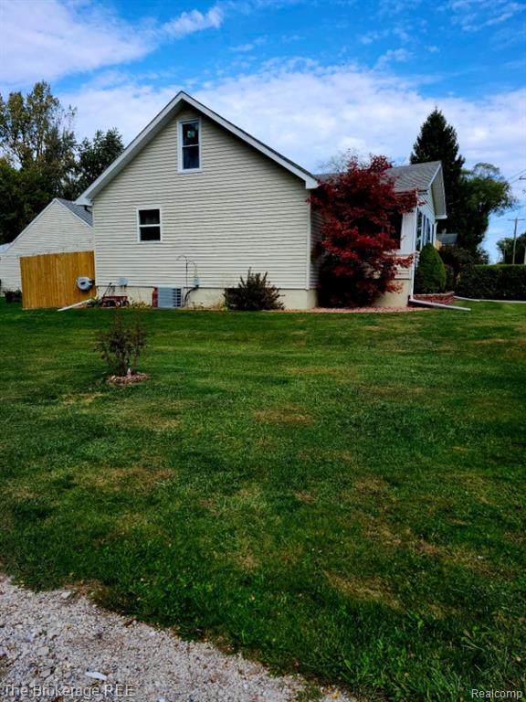 6367 E Pierson Road, Flint, MI 48506 — Photo 3