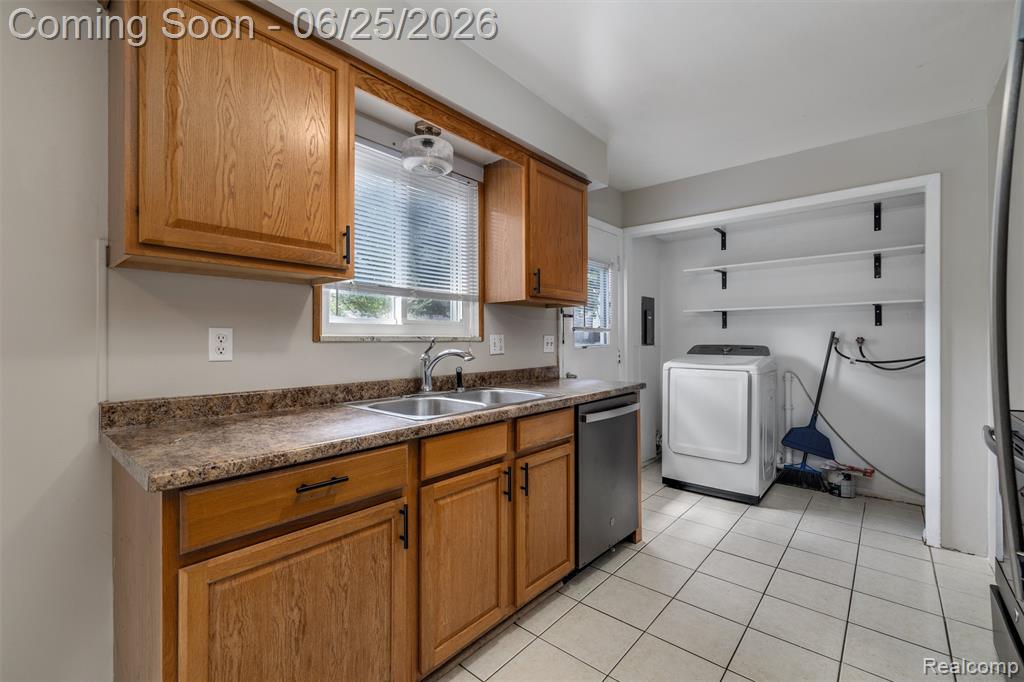 309 Crescent Avenue, Holly, MI 48442 — Photo 10