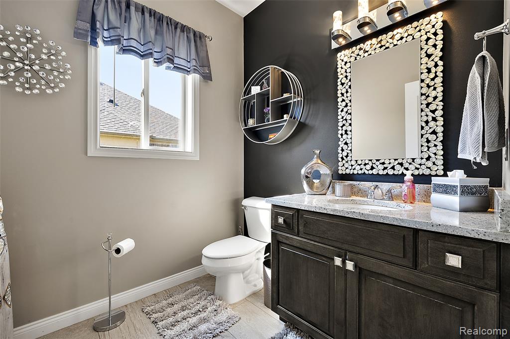 56895 Topaz Drive, Macomb, MI 48042 — Photo 17