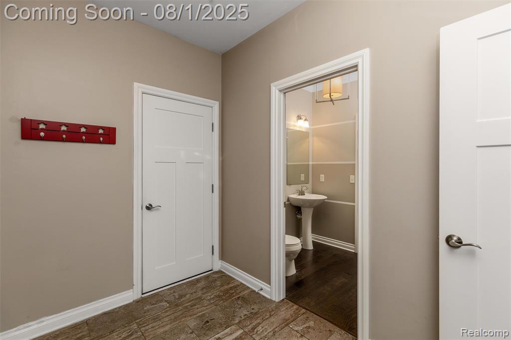 61171 Shaya Boulevard, South Lyon, MI 48178 — Photo 13