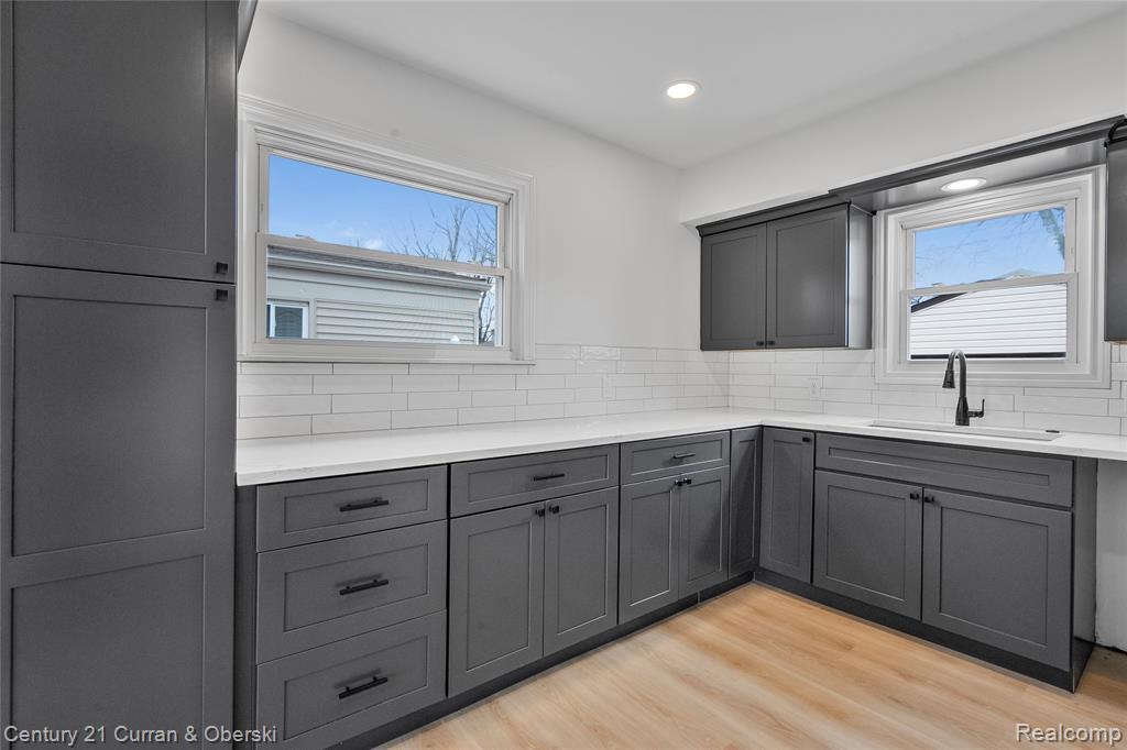9025 Weddel Street, Taylor, MI 48180 — Photo 13