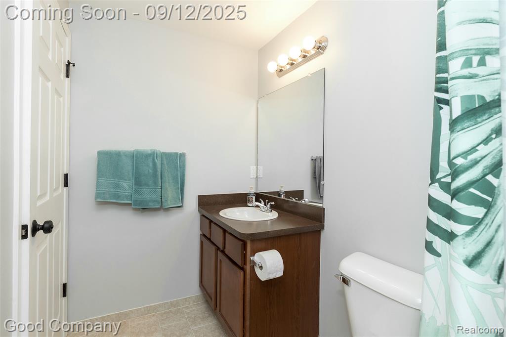 56729 Longhorn Drive, Shelby Twp, MI 48316 — Photo 31