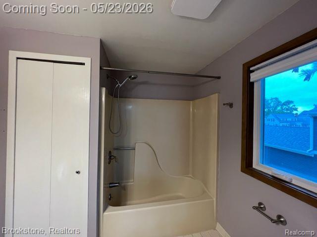 1465 BEACHLAND Boulevard, Keego Harbor, MI 48320 — Photo 26