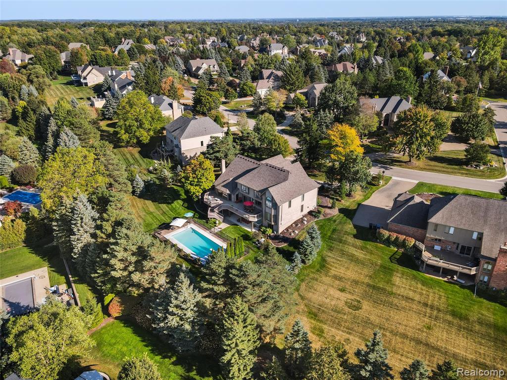 5724 Murfield Drive, Rochester, MI 48306 — Photo 12