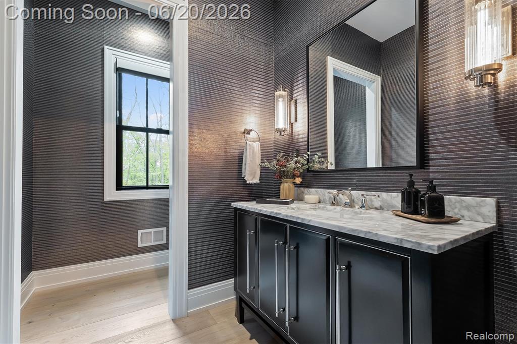 5200 Windingwood Drive, Bloomfield Hills, MI 48302 — Photo 31
