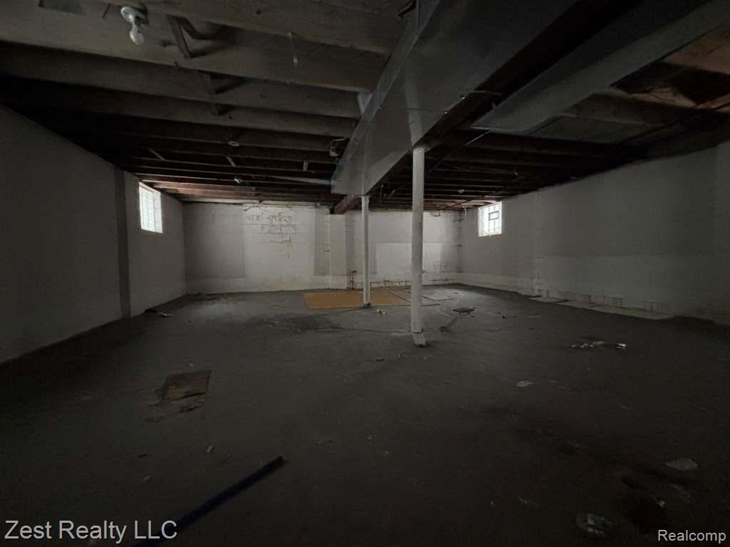 9206 PINEHURST Street, Detroit, MI 48204 — Photo 19