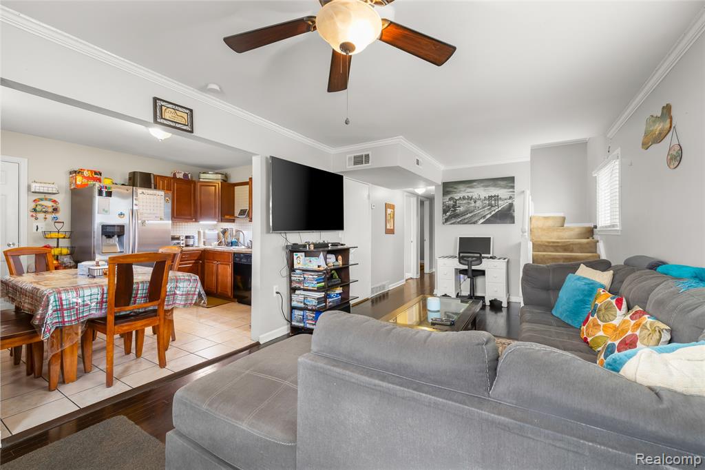 2378 River Drive, Lincoln Park, MI 48146 — Photo 7