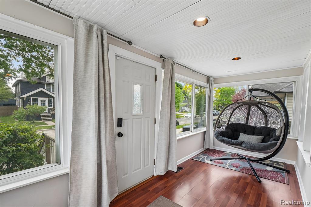 602 Florence Avenue, Royal Oak, MI 48067 — Photo 3