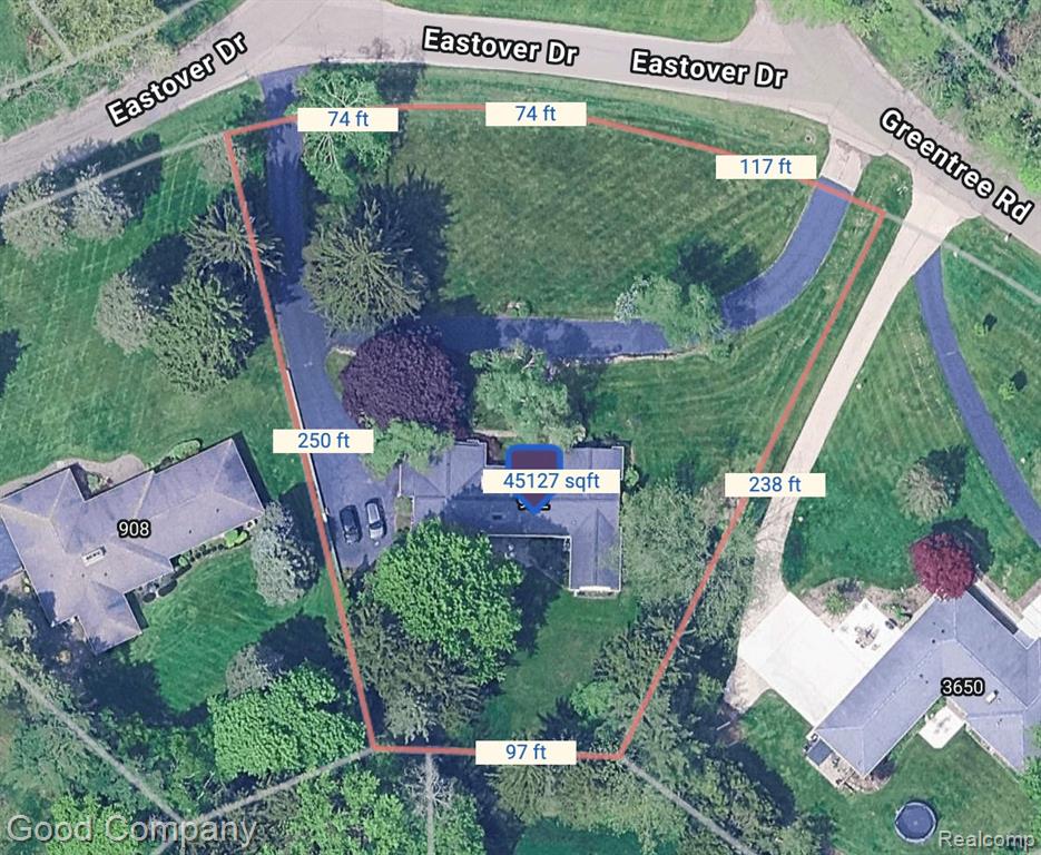 922 Eastover Drive, Bloomfield Hills, MI 48304 — front exterior