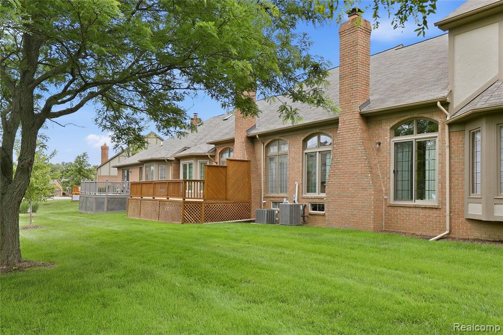 54698 Bellingham Drive, 56, Utica, MI 48316 — Photo 36