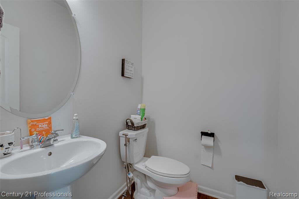 8580 Pioneer Street, Washington, MI — Photo 22