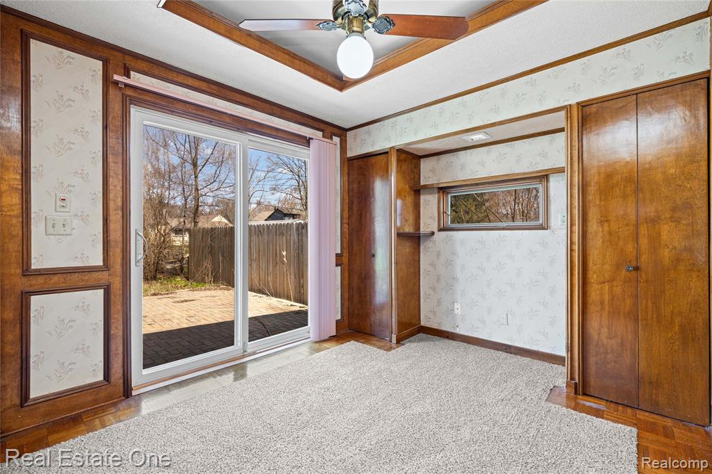 4058 Lomley Avenue, Waterford, MI 48329 — Photo 18