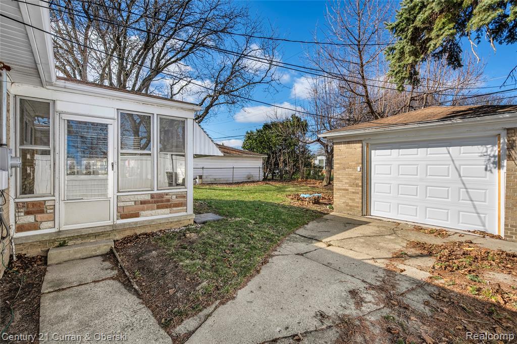 9335 Louis Street, Redford, MI 48239 — Photo 29