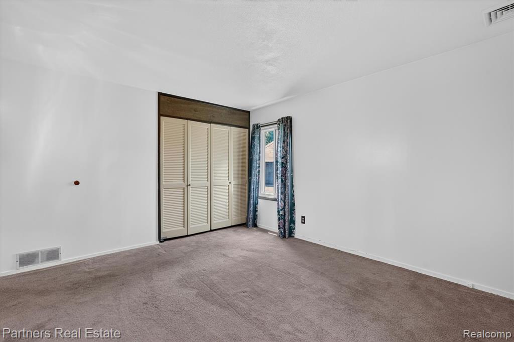 6134 Stephen, Brighton, MI 48116 — Photo 26