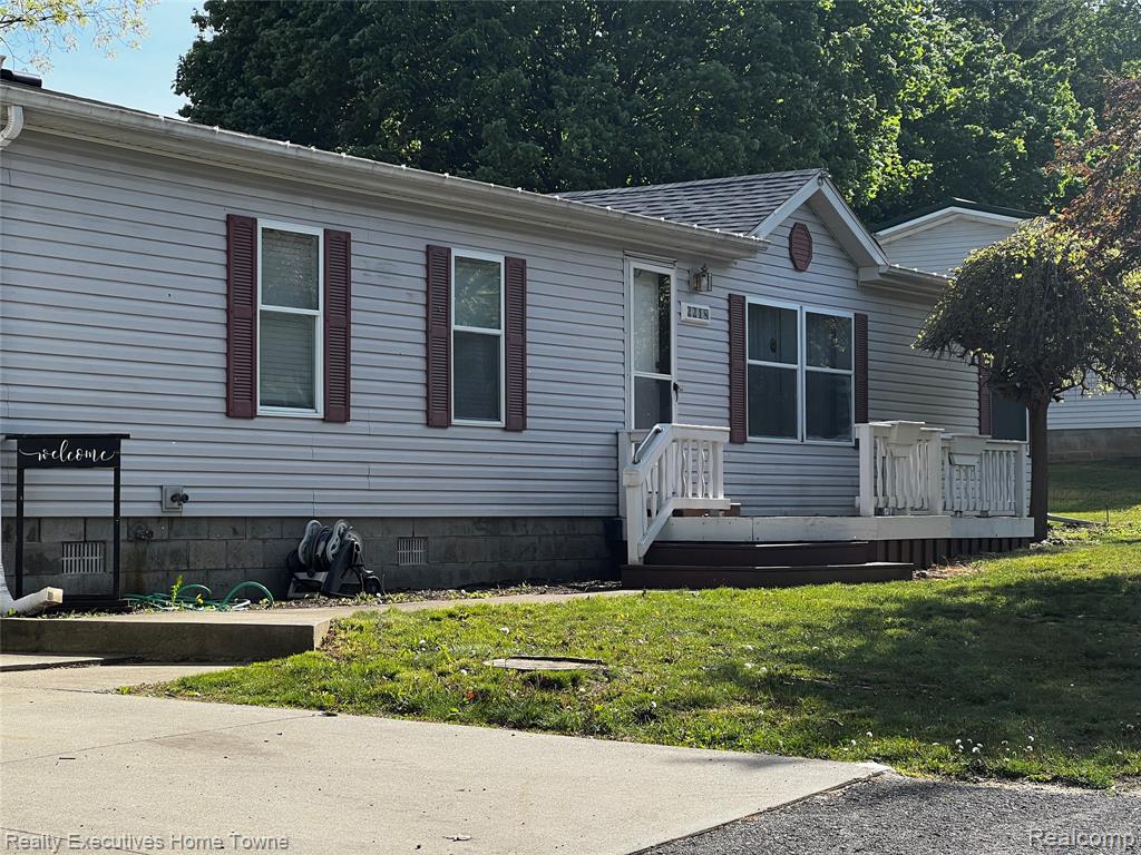2218 Brent Street, 63, Croswell, MI 48422 — Photo 5