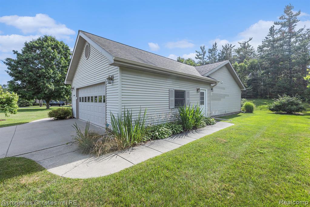 7524 Evergreen Ridge Drive, Harbor Springs, MI 49740 — Photo 5