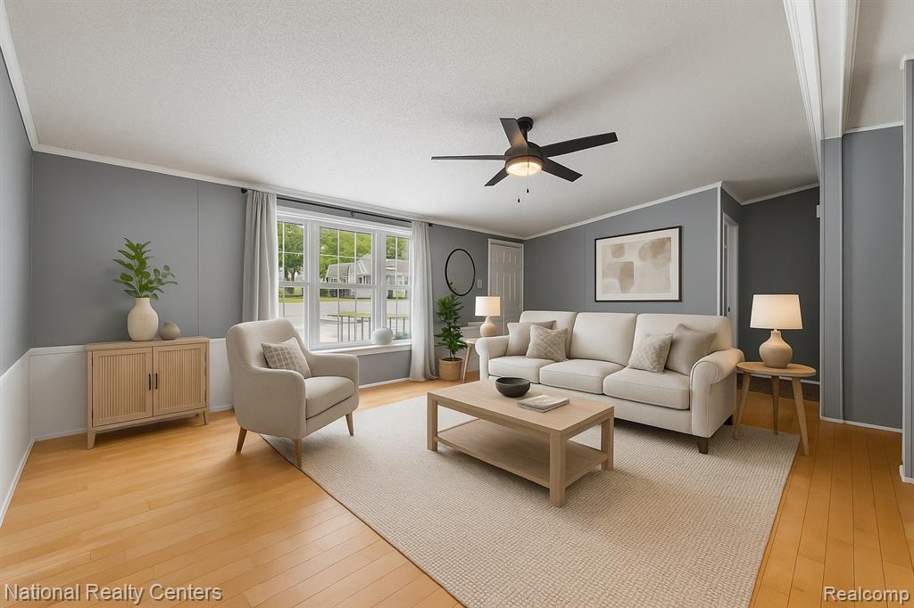4065 Manitoba Street, Auburn Hills, MI 48326 — Photo 3