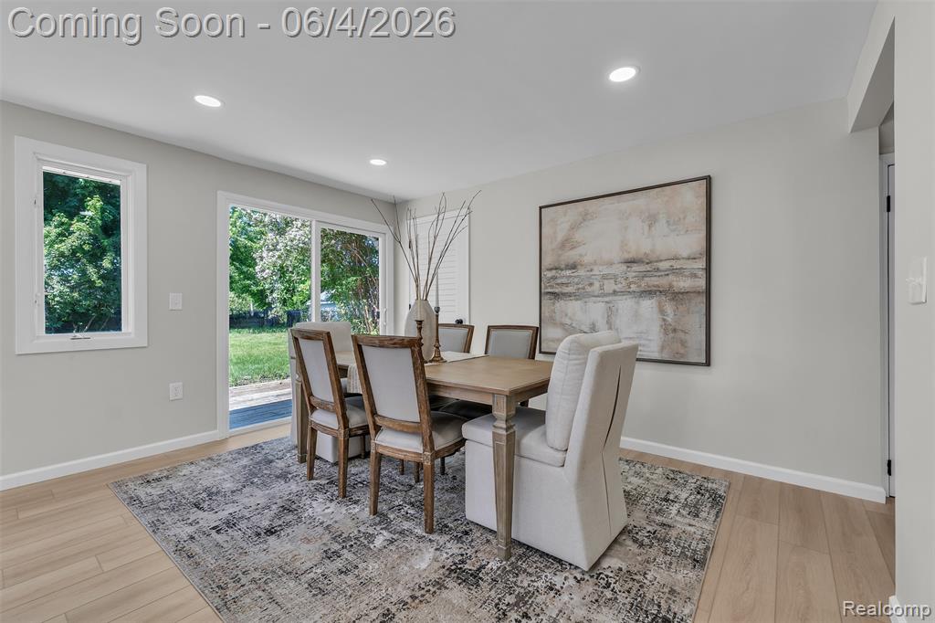 2890 Beland Avenue, Keego Harbor, MI 48320 — Photo 17